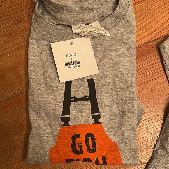 “Go Fish” T-Shirt. NEW with Tags Size 4T. - Picture 2 of 3